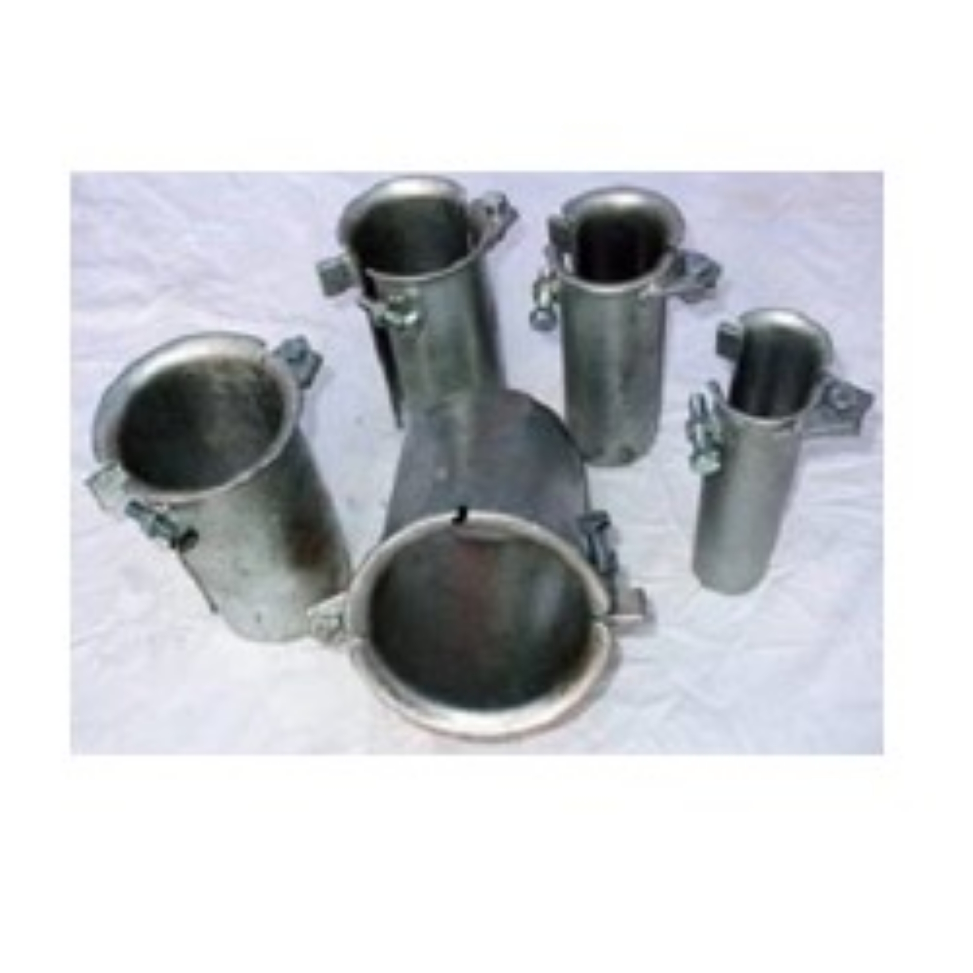 Picture of Steel Hinged Bellmouth c/w Roller Ducts (97-104mm)
